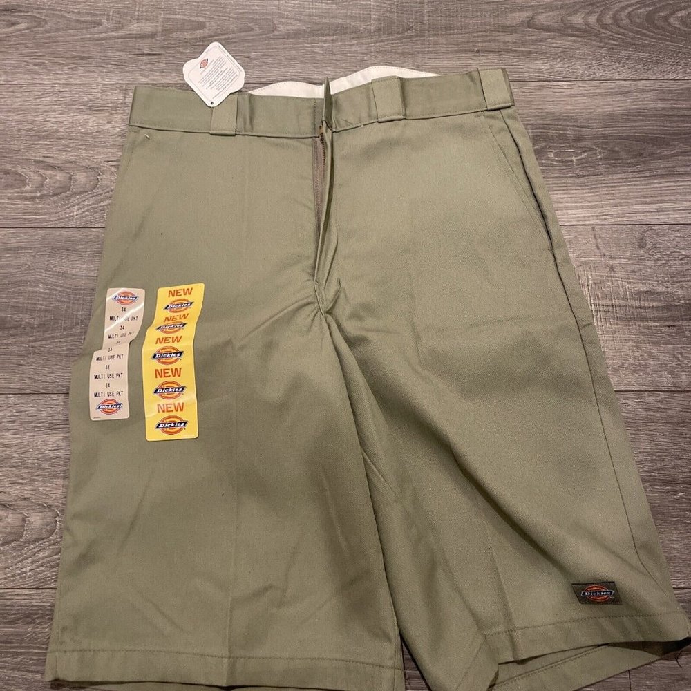 Dickies 13" Loose Fit Multi-Use Pocket Work Short 42283 FD Size 34